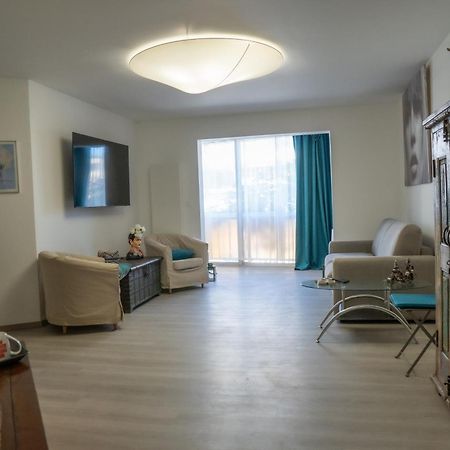 T2! 3 Ou 4 Personnes Centre Ville Neuf Avec Garage Sanary-sur-Mer Bagian luar foto