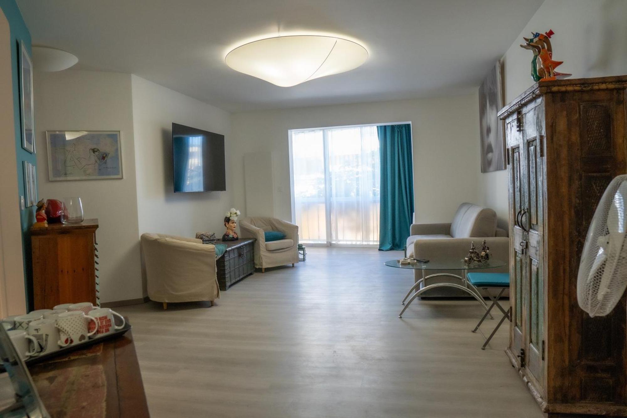 T2! 3 Ou 4 Personnes Centre Ville Neuf Avec Garage Sanary-sur-Mer Bagian luar foto