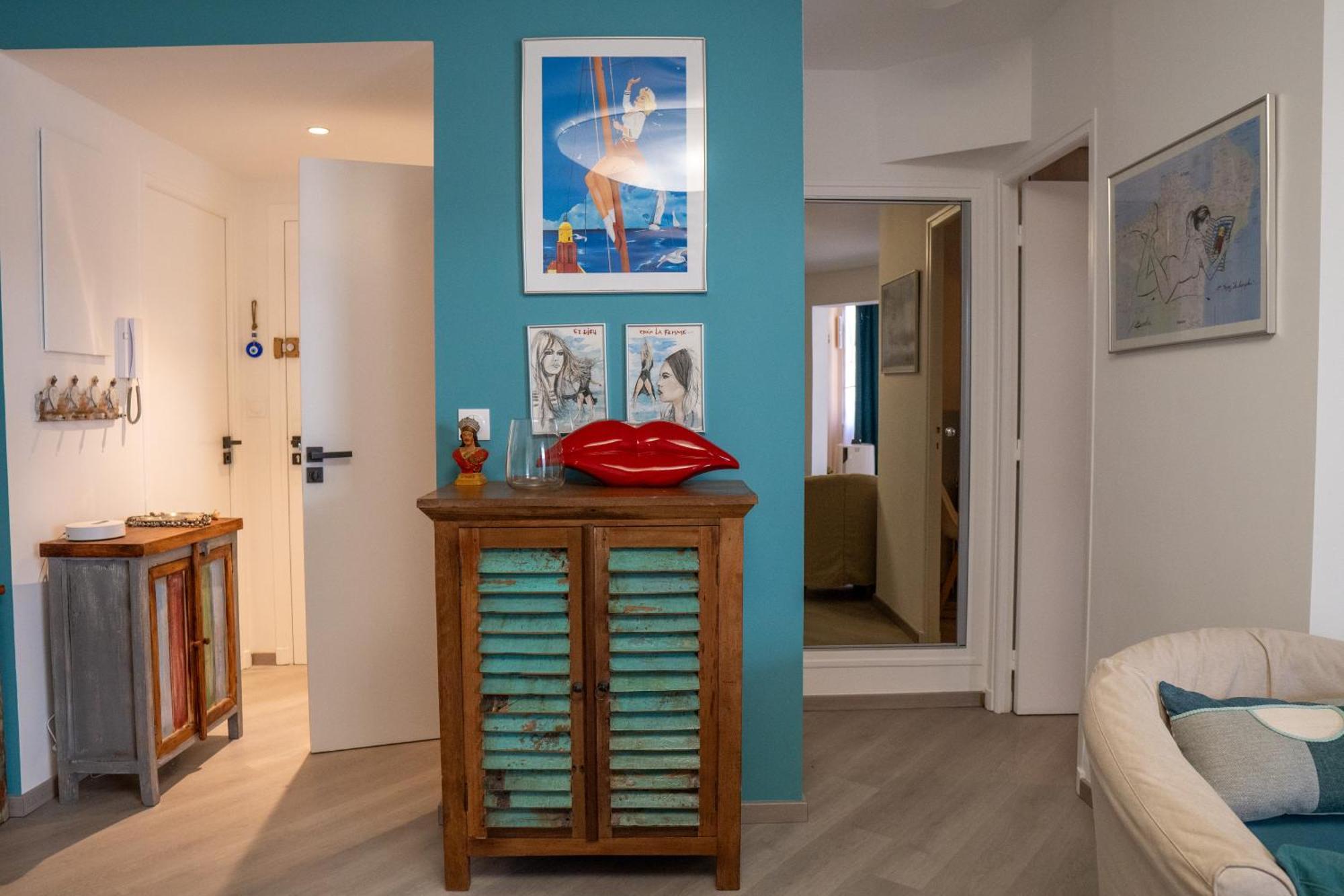 T2! 3 Ou 4 Personnes Centre Ville Neuf Avec Garage Sanary-sur-Mer Bagian luar foto